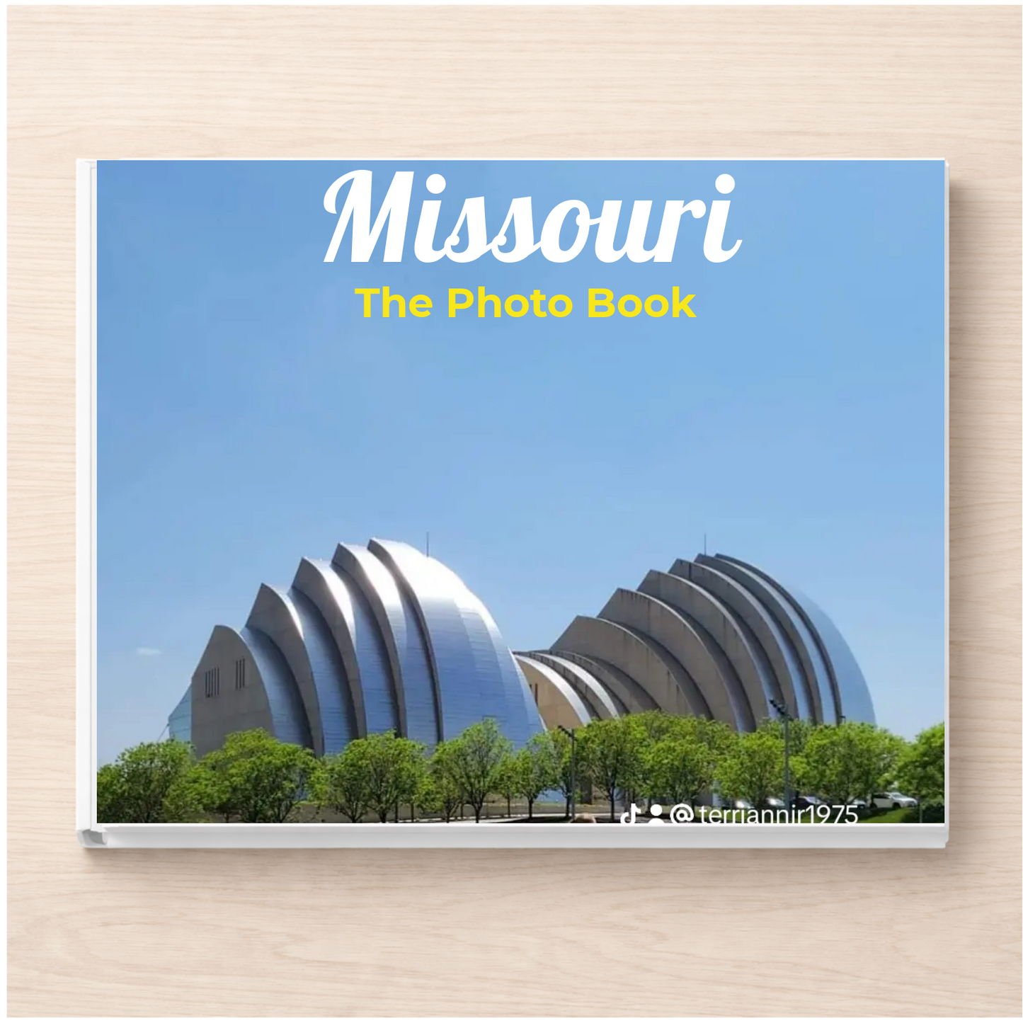 Missouri: The Photo Book