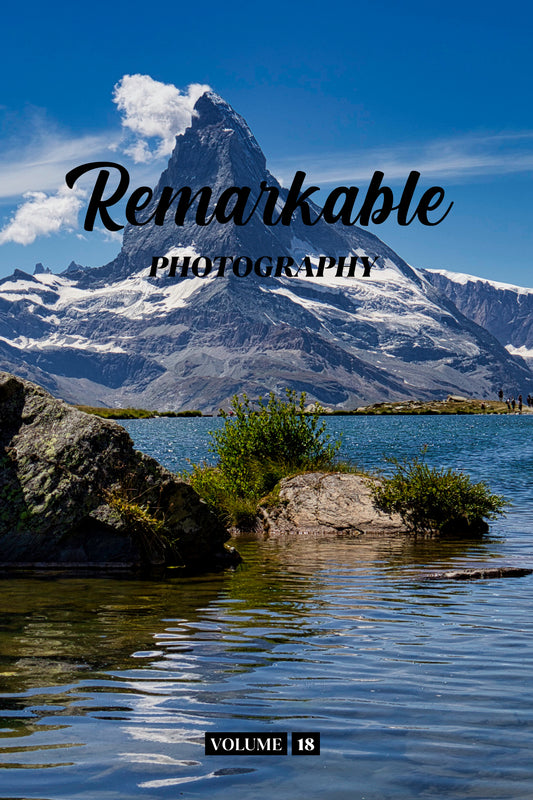 Remarkable Photography Volume 18 (Physical Book)